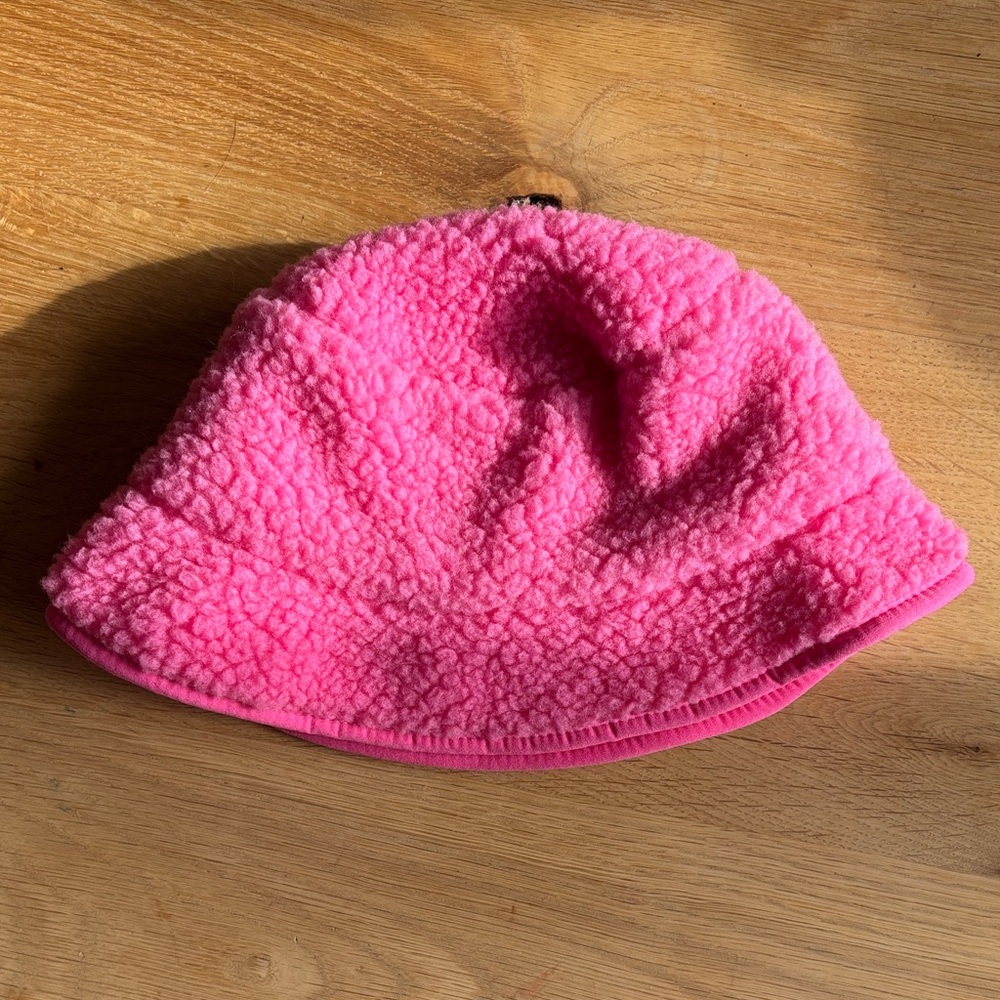 Zara kids Vibrant Pink Fleece Hat bucket style